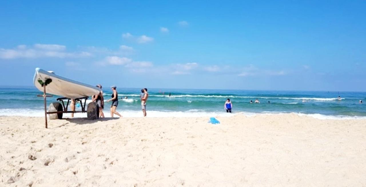 Beachfront Studio Apartment Bat Yam 412 Exteriör bild