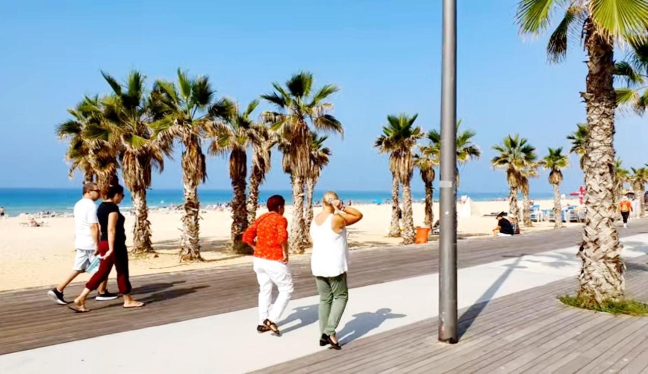Beachfront Studio Apartment Bat Yam 412 Exteriör bild