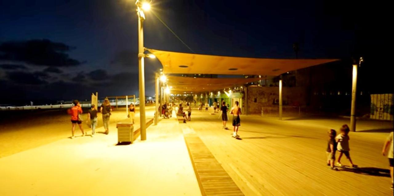 Beachfront Studio Apartment Bat Yam 412 Exteriör bild